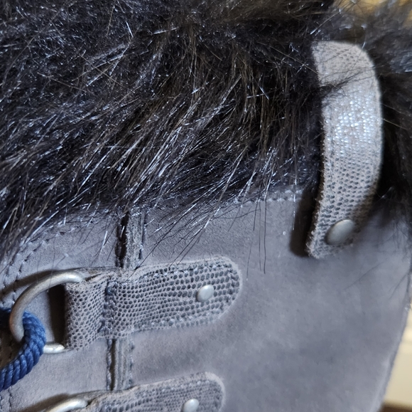 Sorel Women's Joan of Arctic Gray Snow Boots, Size 7 - Picture 8 of 9